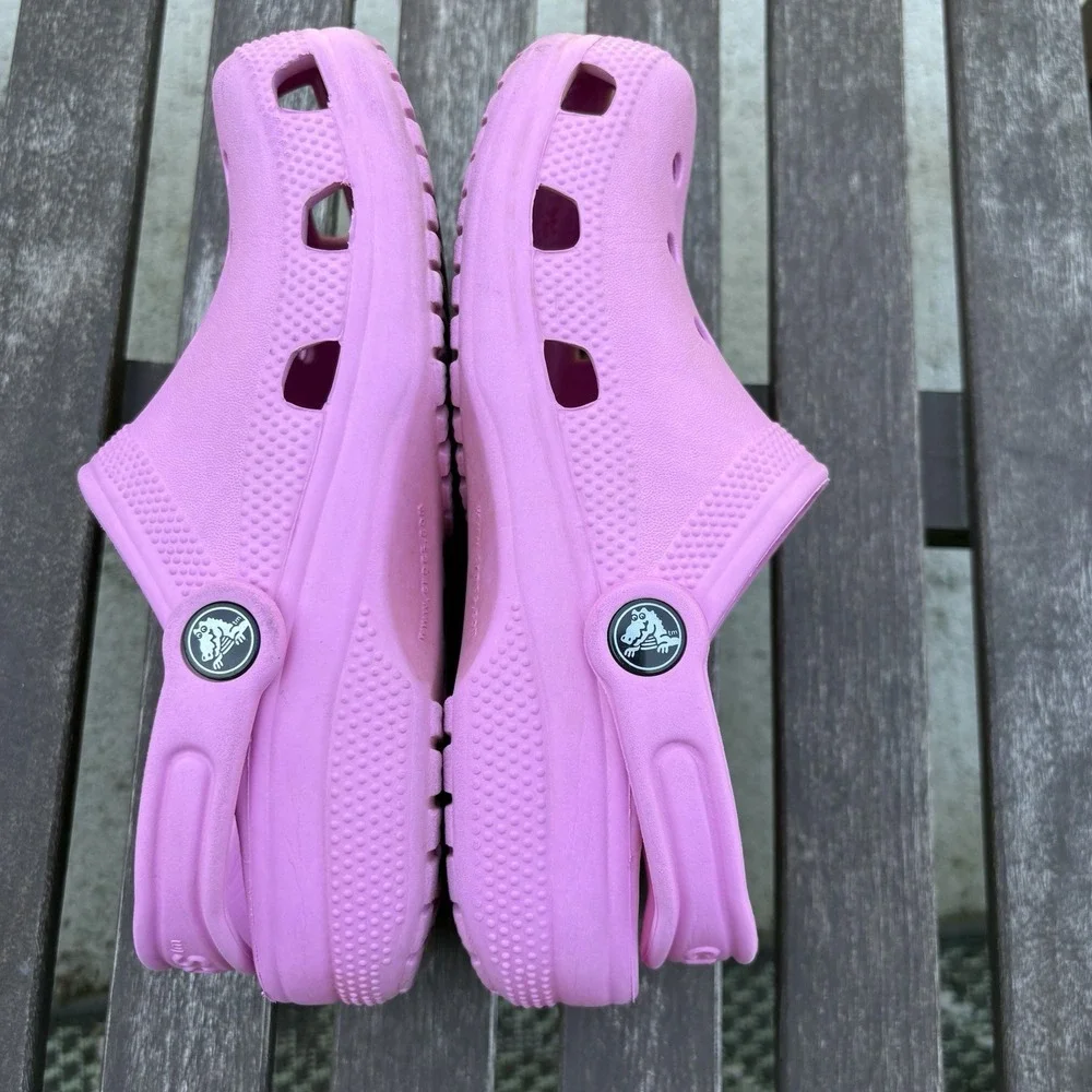 Crocs Kids J2 Pink Classic Clog Barbiecore Lightweight